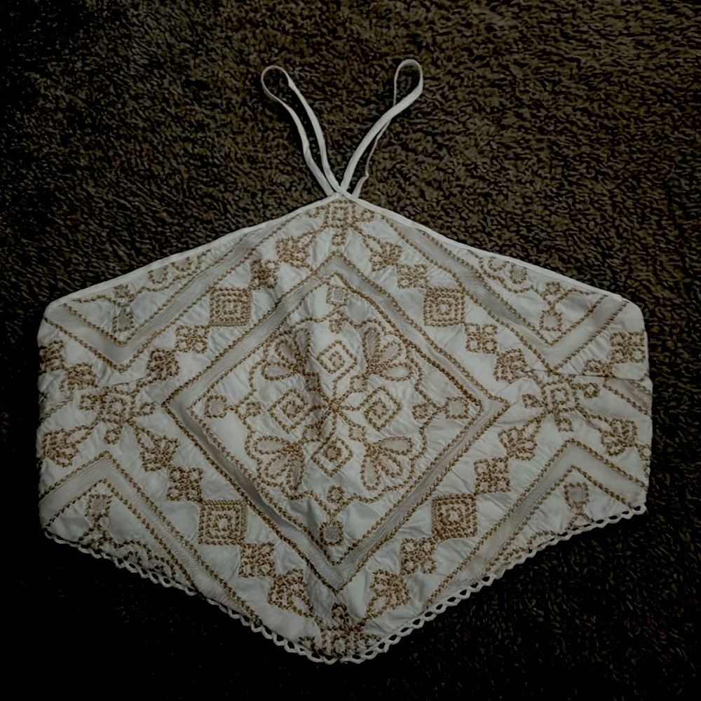 Anthropologie Embroidered Cropped Top. Size: 8. NWT